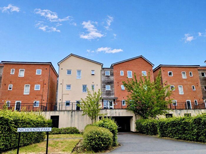 2 Bedroom Flat To Rent In Nicholson Park, RG12