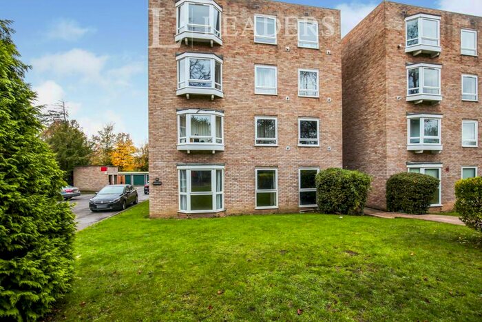 2 Bedroom Flat To Rent In Beechwood, Copers Cope Road, Beckenham, BR3