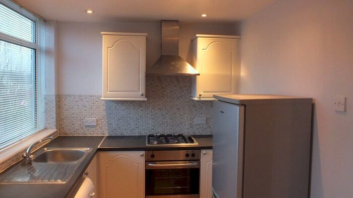 2 Bedroom Maisonette To Rent In Beckbury Road, Walsgrave, Coventry, CV2