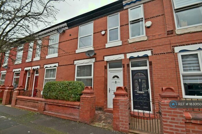 2 Bedroom Terraced House To Rent In Horton Road, Manchester, M14