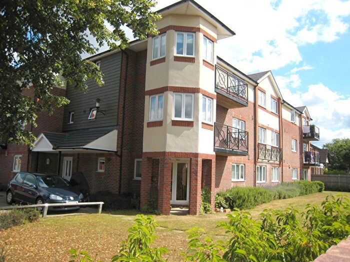 2 Bedroom Apartment To Rent In Powney Road, Maidenhead, SL6