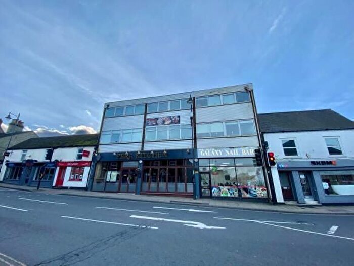 2 Bedroom Flat To Rent In High Street, Biggleswade, SG18