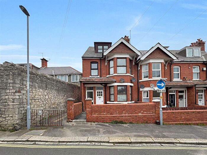 2 Bedroom Maisonette For Sale In St. Leonards Road, Rodwell, DT4