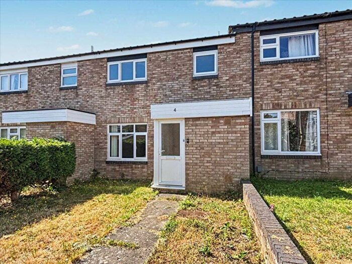 3 Bedroom Terraced House For Sale In Knarsdale Walk, Bedford, MK41