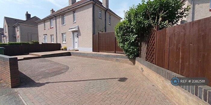 3 Bedroom Semi-Detached House To Rent In Clacton Road, Portsmouth, PO6