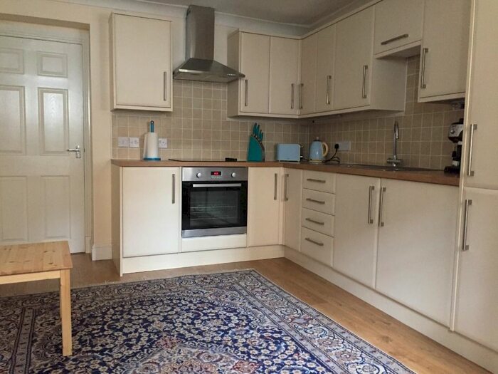 2 Bedroom Flat To Rent In South Street, St Andrews, Fife, KY16