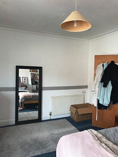 8 Bedroom Semi Detached House To Rent In Brynland Avenue, Bristol, BS7