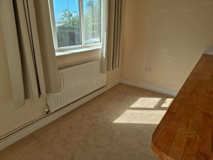 2 Bedroom Bungalow To Rent In Fern Grove, Cherry Willingham, Lincoln, LN3