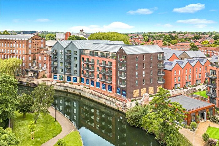2 Bedroom Flat For Sale In Barrack Street, Norwich, NR3
