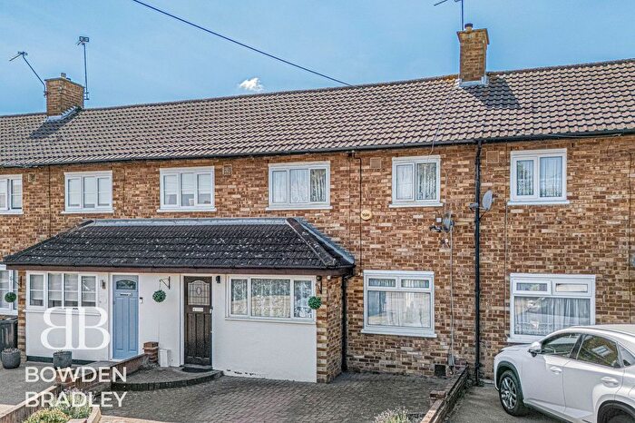2 Bedroom Terraced House For Sale In Fencepiece Road, Hainault, IG6