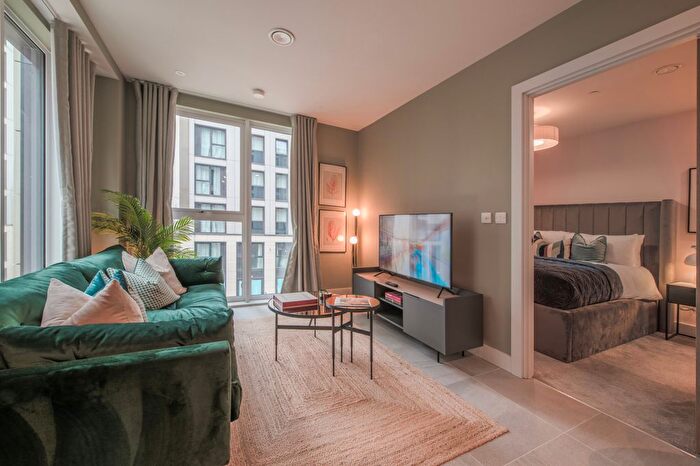 1 Bedroom Flat To Rent In New York, Quarry Hill, Leeds, LS2