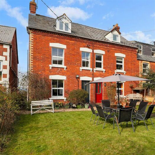 5 Bedroom Semi-Detached House For Sale In Middleyard, Kings Stanley, Stonehouse, GL10