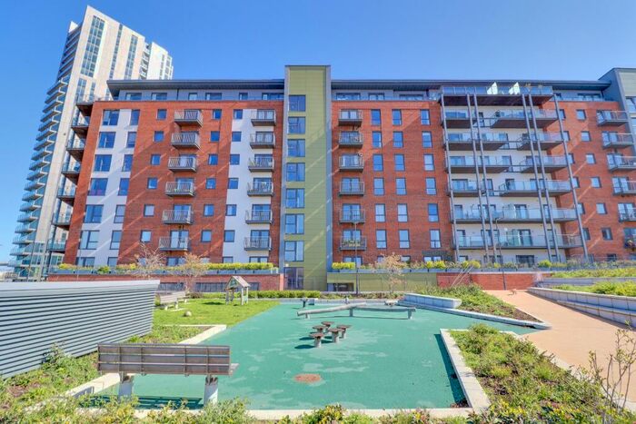 2 Bedroom Apartment For Sale In Denyer Walk, Woolston, SO19