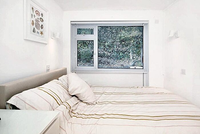 1 Bedroom Flat For Sale In Dawlish Warren, Dawlish, EX7