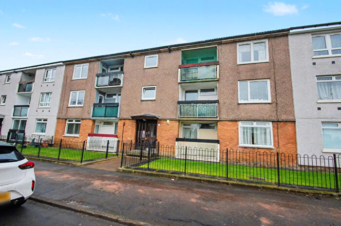 2 Bedroom Flat For Sale In Tarfside Gardens, Glasgow, City Of Glasgow, G52