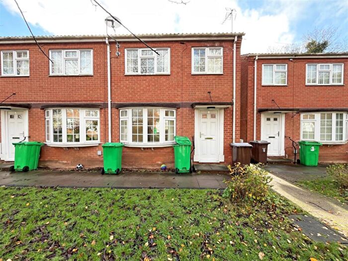 3 Bedroom Town House To Rent In Macmillan Close, Porchester Road, Mapperley, Nottingham, NG3