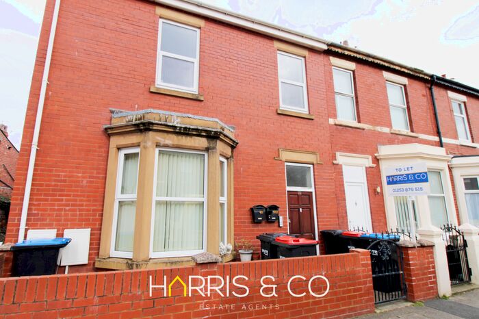 2 Bedroom Flat To Rent In Ash Street, Fleetwood, FY7