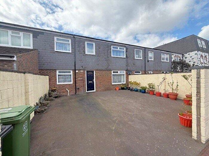 3 Bedroom Terraced House For Sale In Steerforth Close, Portsmouth, Hampshire, PO2
