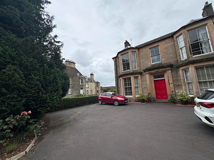 3 Bedroom Maisonette To Rent In Henderson Street, Bridge Of Allan, Stirling, FK9