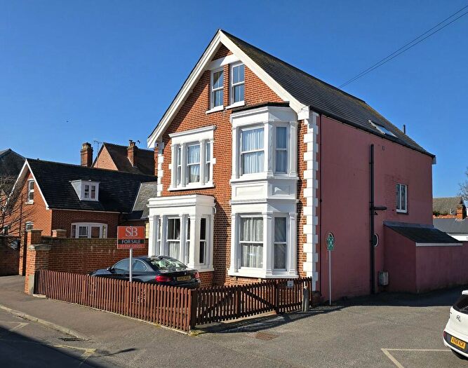 6 Bedroom Detached House For Sale In Constable Road, Felixstowe, IP11