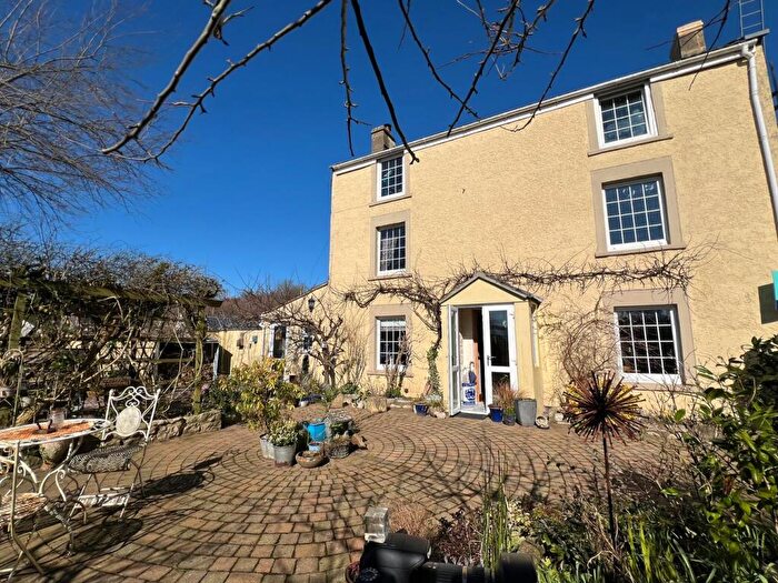 5 Bedroom Semi-Detached House For Sale In Waterloo Road, Shepton Mallet, BA4