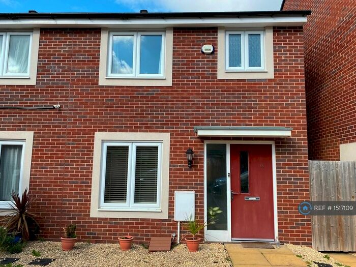 3 Bedroom Semi-Detached House To Rent In Graduate Court, Cheltenham, GL51