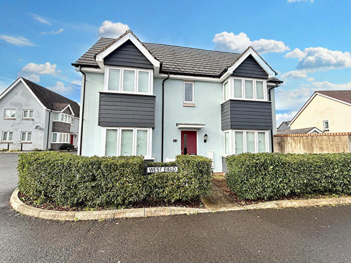 3 Bedroom Detached House To Rent In West Field, Patchway, Bristol, Gloucestershire, , Gb, BS34