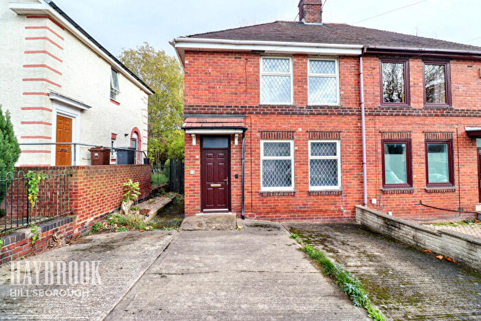 3 Bedroom Semi-Detached House For Sale In Hallowmoor Road, Sheffield, S6