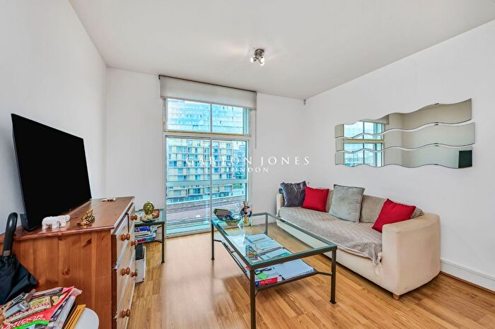 1 Bedroom Flat To Rent In Warwick Building, Queenstown Road, London, SW11