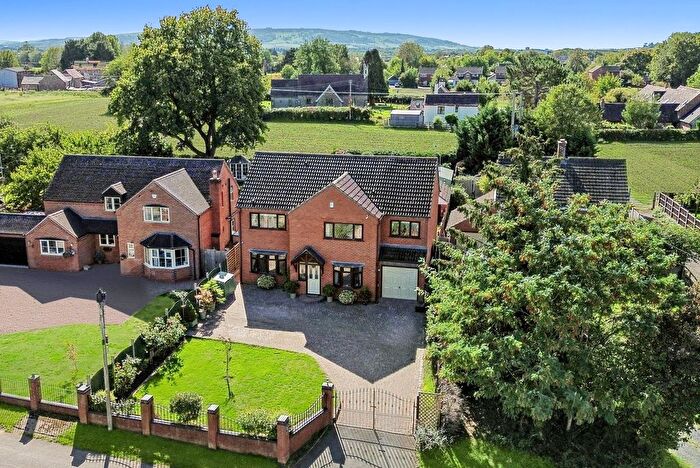 4 Bedroom Detached House For Sale In Church View, Pinvin, Pershore, Worcestershire, WR10