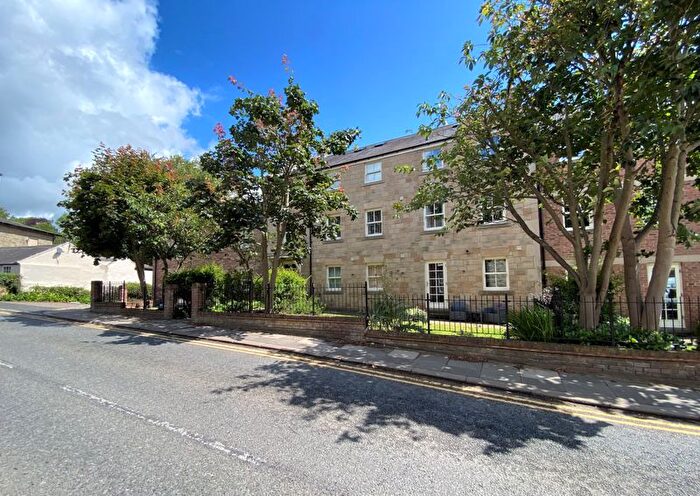 2 Bedroom Flat To Rent In Bullers Green, Morpeth, NE61