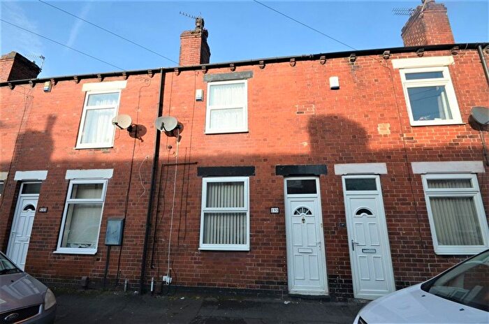 2 Bedroom Terraced House To Rent In Hugh Street, Castleford, WF10