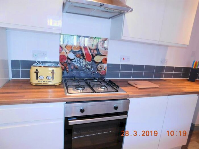 3 Bedroom Terraced House To Rent In Flax Street, ST4