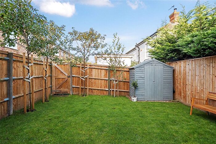 3 Bedroom End Of Terrace House For Sale In Hilda Vale Road, Orpington, BR6