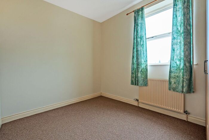 1 Bedroom Flat To Rent In Prestbury Road, Cheltenham, Gloucestershire, GL52