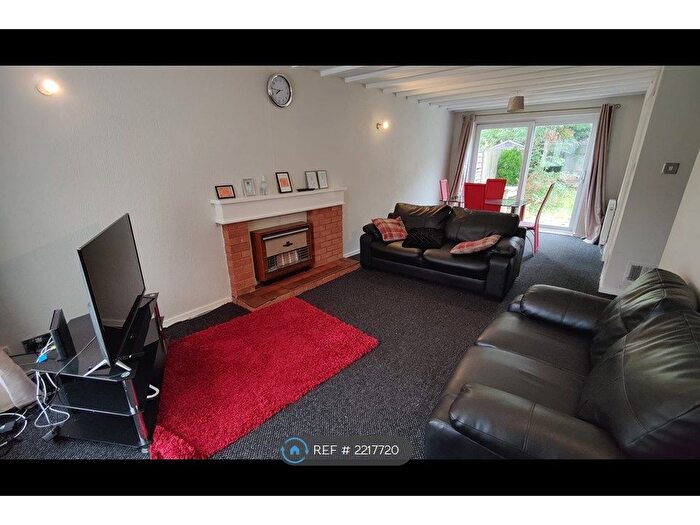 3 Bedroom Semi-Detached House To Rent In Odell Place, Edgbaston, Birmingham, B5