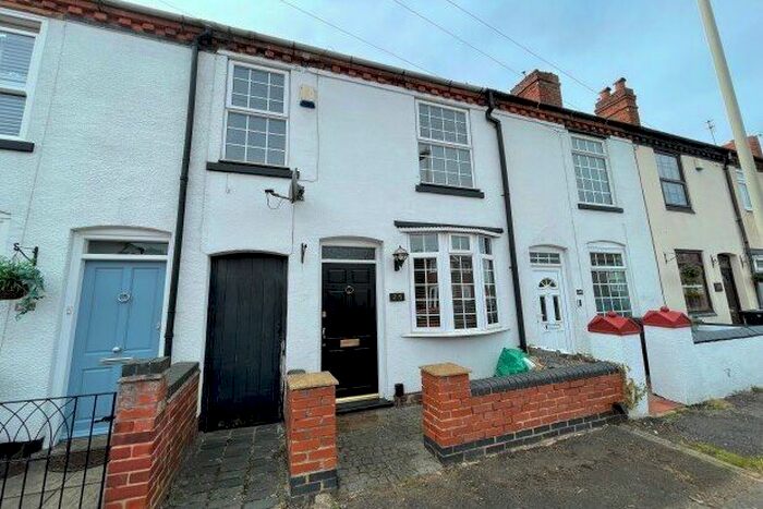 2 Bedroom Property To Rent In Cherry Street, Halesowen, B63