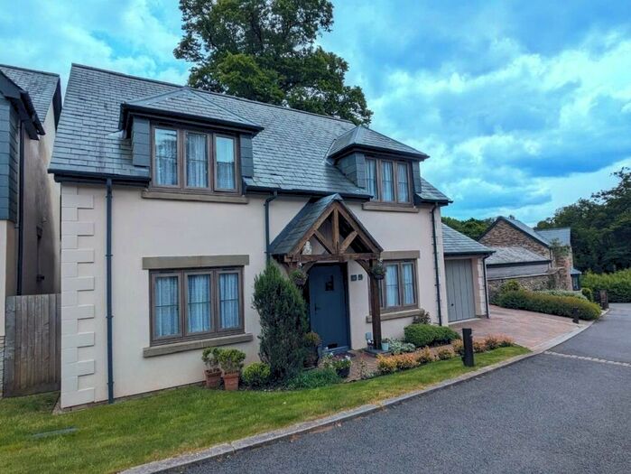 4 Bedroom Detached House For Sale In Tavistock, Devon, PL19