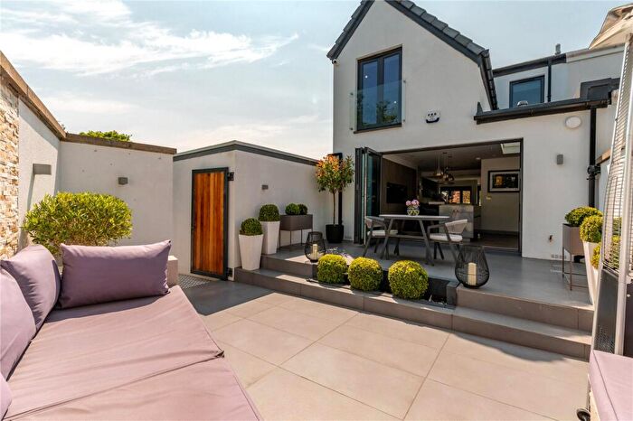2 Bedroom End Of Terrace House For Sale In Beresford Place, Trinity, Edinburgh, EH5
