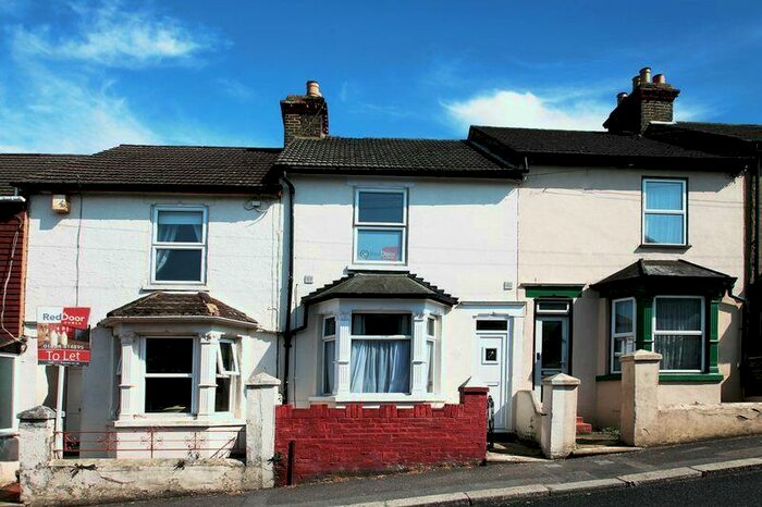 3 Bedroom Terraced House To Rent In Sturla Road, Chatham, ME4