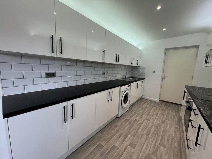 3 Bedroom Flat To Rent In Main Road, Jacksdale, Nottingham, NG16
