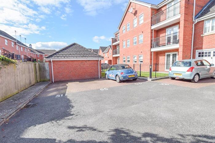 2 Bedroom Apartment To Rent In Millfield, Neston, Cheshire, CH64
