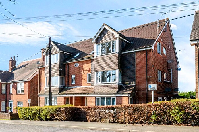 1 Bedroom Flat For Sale In High Street, Buxted, TN22