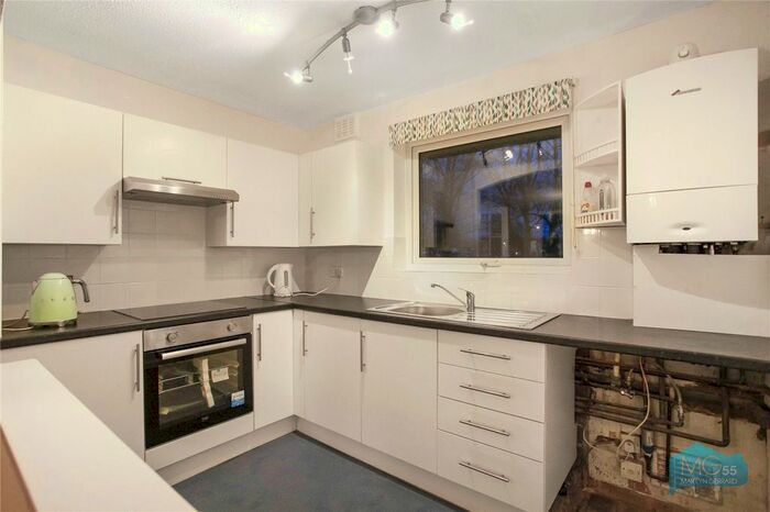 1 Bedroom Flat To Rent In Richmond Road, Stamford Hill, London, N15