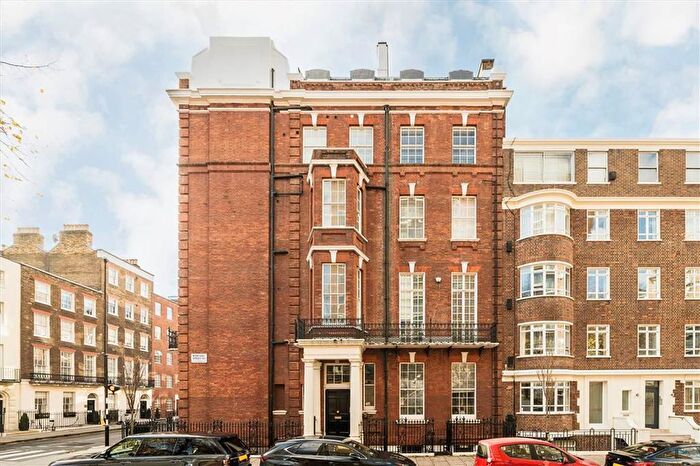 2 Bedroom Flat To Rent In Upper Berkeley Street, London, W1H