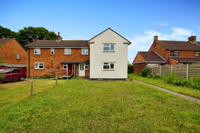 3 Bedroom Semi-Detached House For Sale In Berrows Mead, Rangeworthy, Bristol, Gloucestershire, BS37