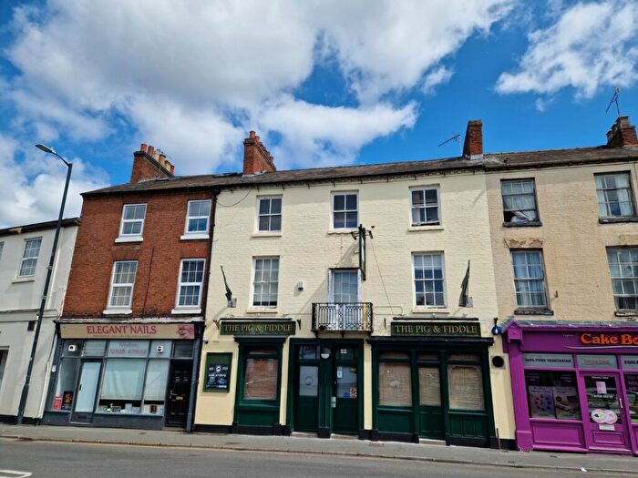 1 Bedroom Flat To Rent In High Street, Leamington Spa, CV31