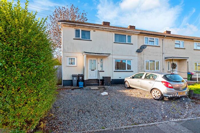 3 Bedroom End Of Terrace House For Sale In Roche Crescent, Fairwater, Cardiff, CF5