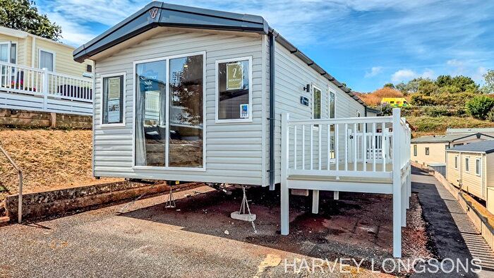 2 Bedroom Park Home For Sale In Dartmouth Road, Paignton, TQ4