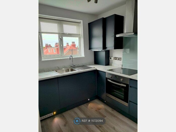 1 Bedroom Flat To Rent In Raehills, Liverpool, L23